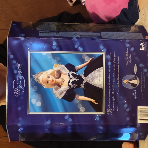 Millennium Princess Barbie doll - Picture 2 of 2